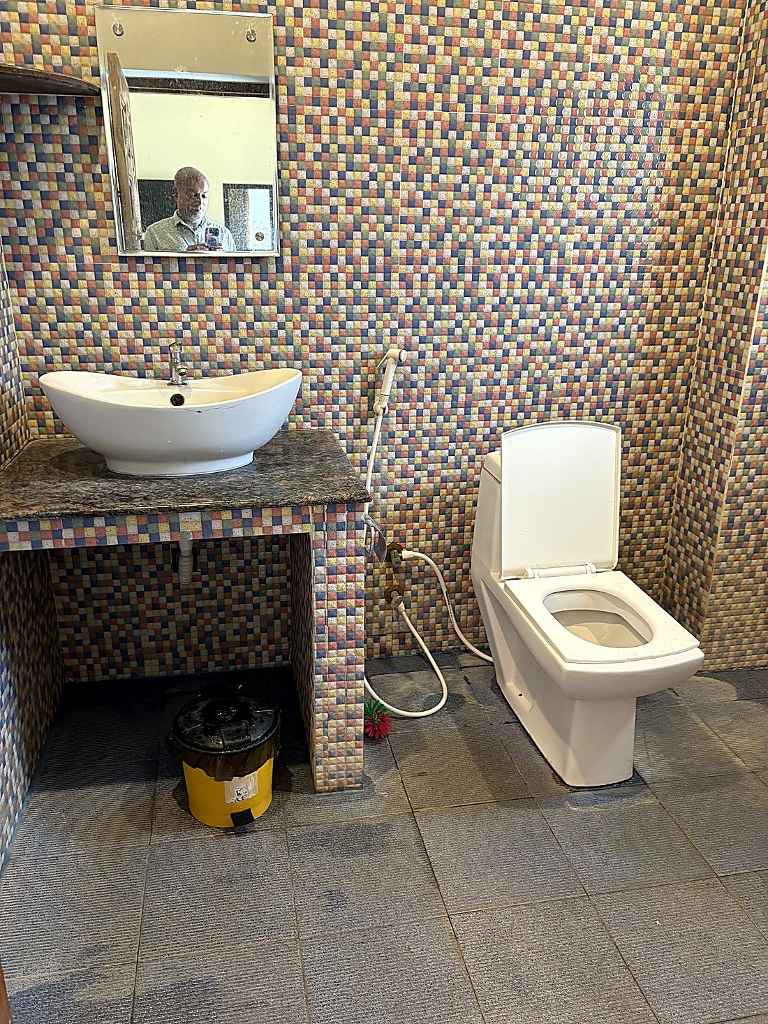 F10 attached bathroom